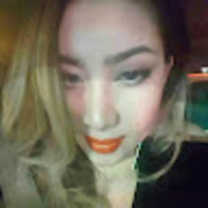 Meet your Posher, Holly